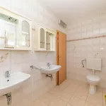 2 Bedroom Stunning In Okrug Gornji Apartment Trogir