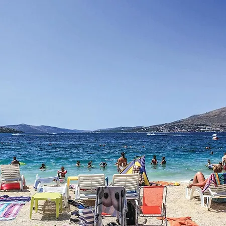 Apartment Awesome In Okrug Gornji Trogir